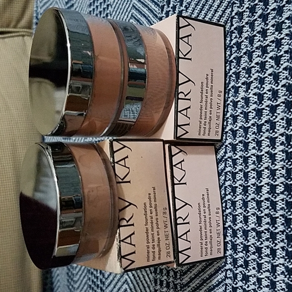 Mary Kay Mineral Foundation